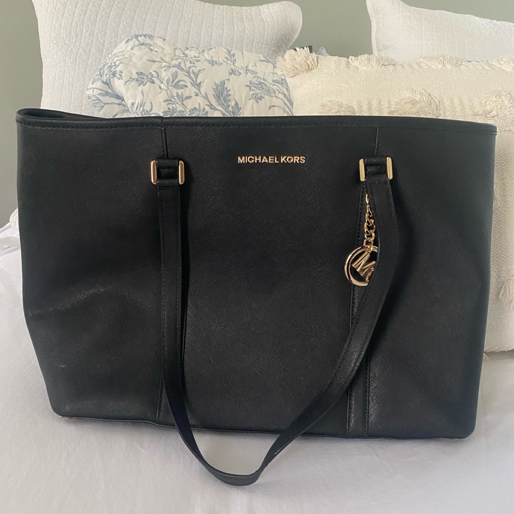 Michael Kors Large Leather Tote Bag with Laptop Compartment